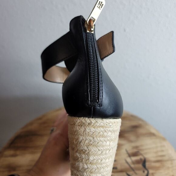 Tommy Hilfiger terrin Black raffia wedge sandals - Picture 6 of 11